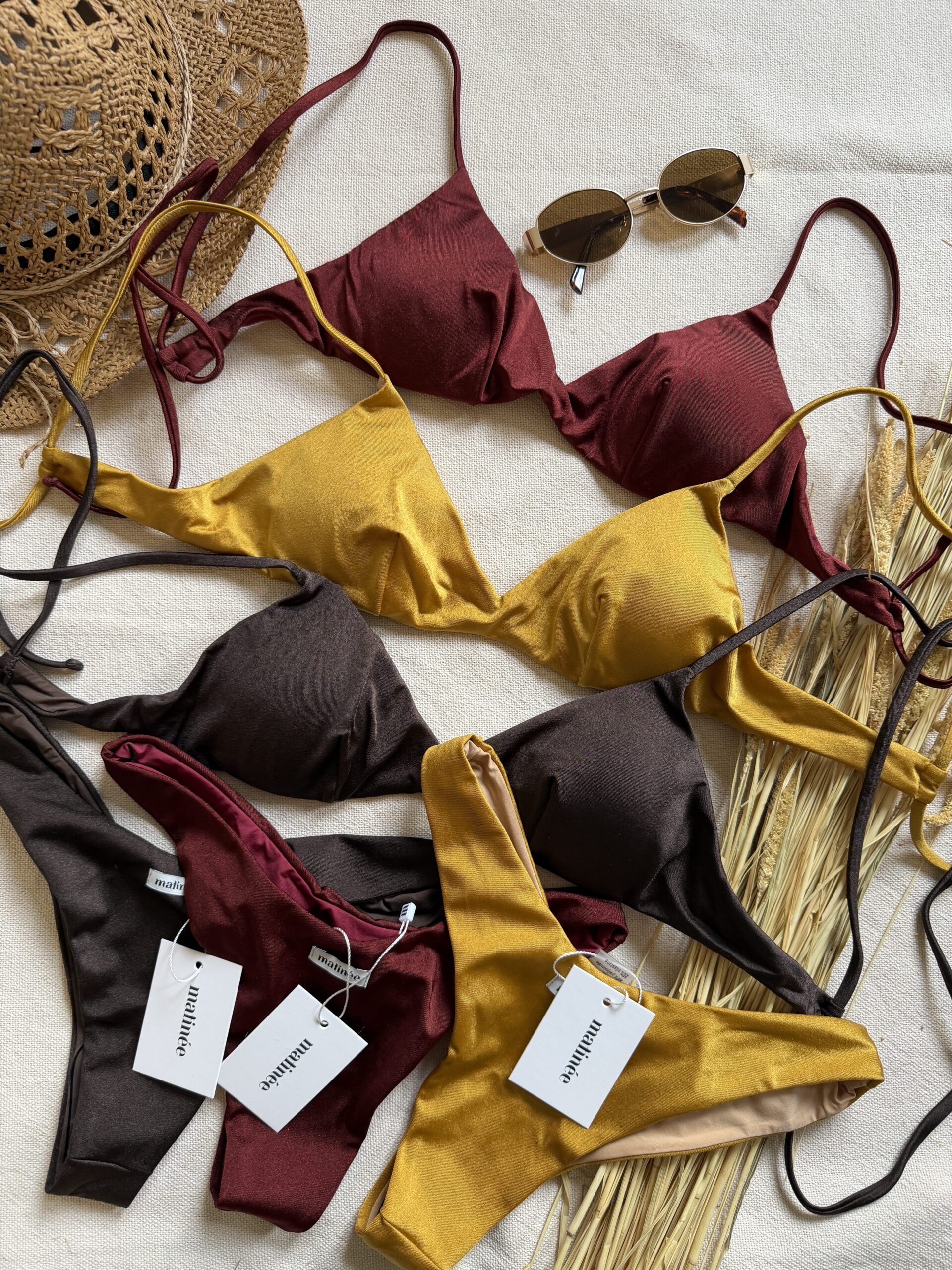 Costume Matinèe Top + brasiliana a V