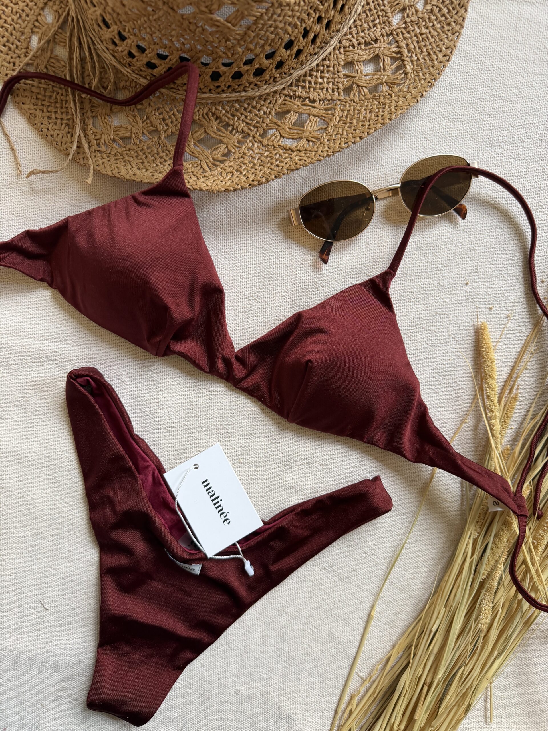 Costume Matinèe Top + brasiliana a V