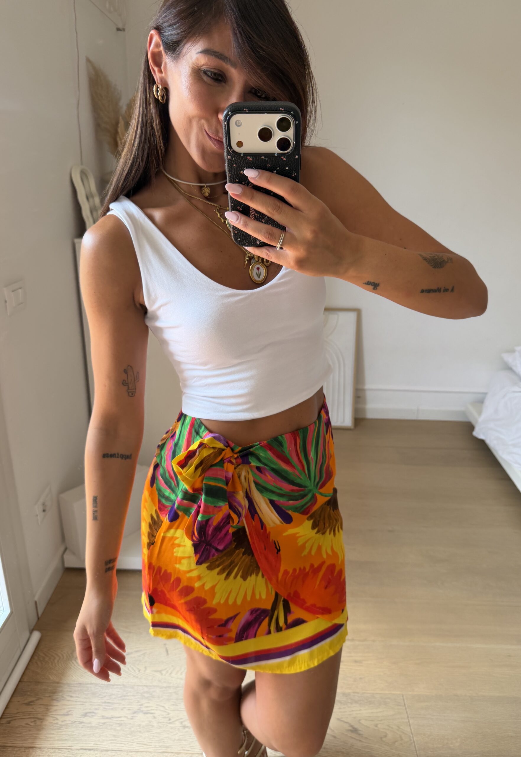 Gonna pareo corta fantasie colorate