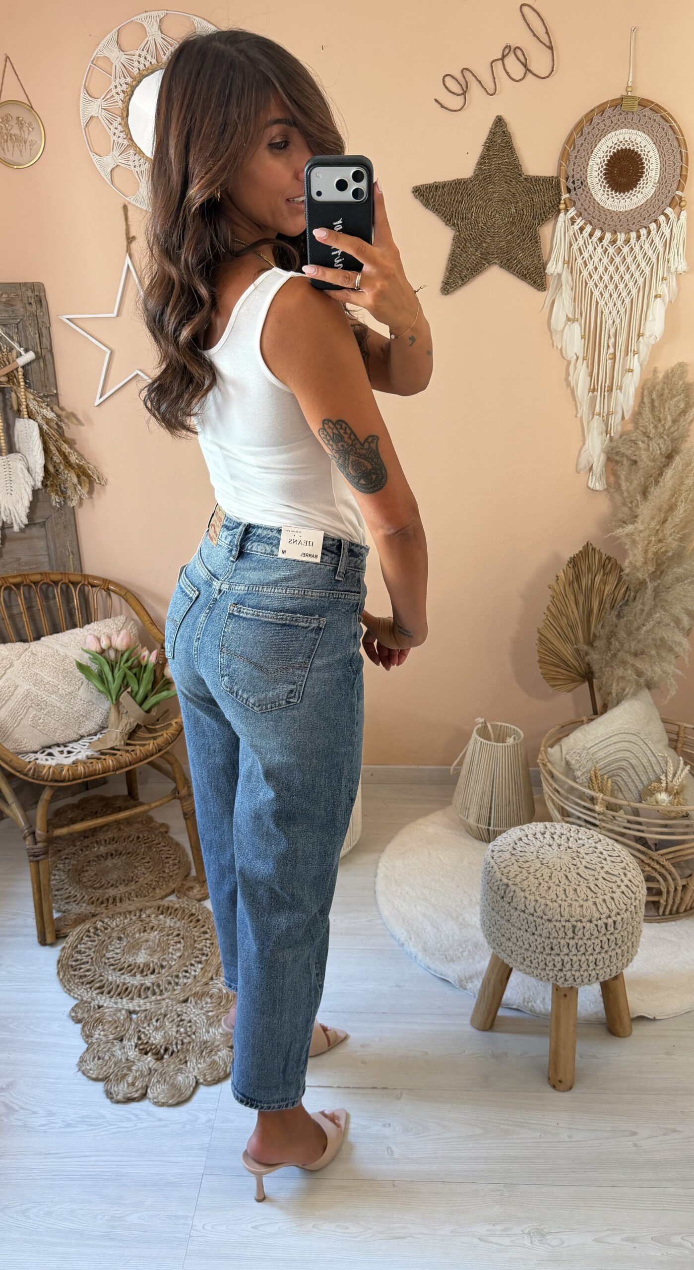 Jeans mom fit gamba dritta vita alta