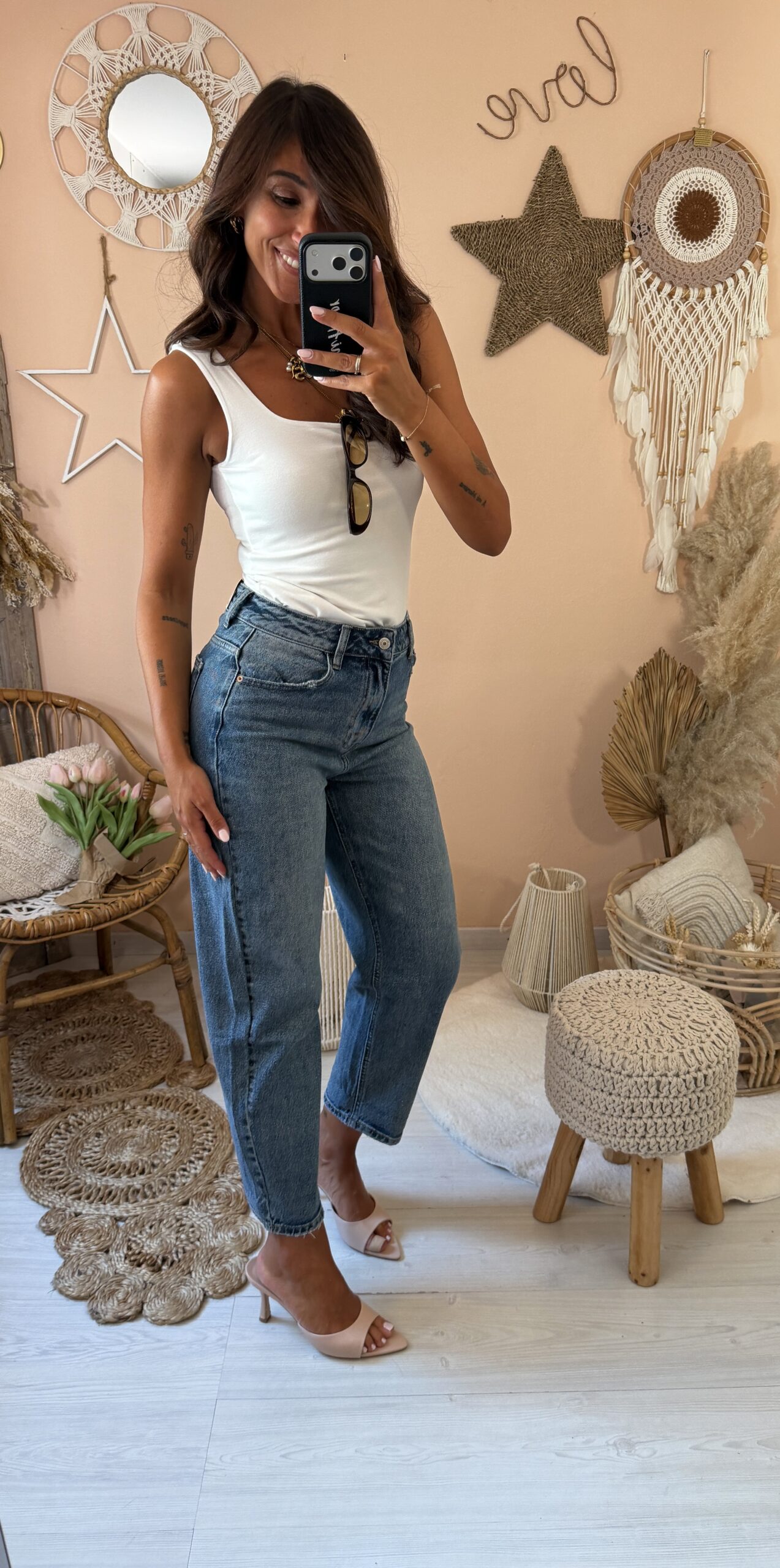 Jeans mom fit gamba dritta vita alta