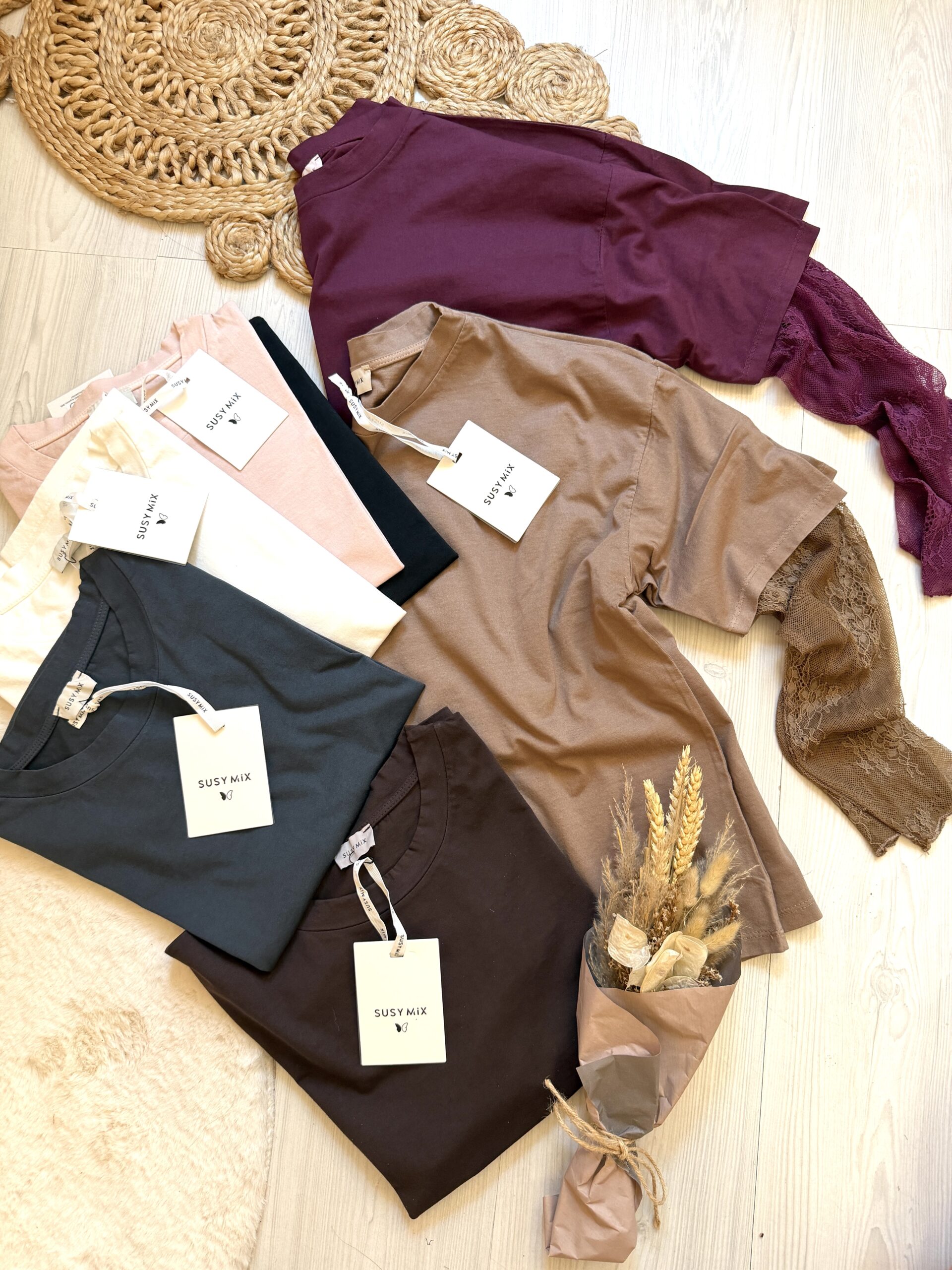 Maglia scatolina manica pizzo susymix