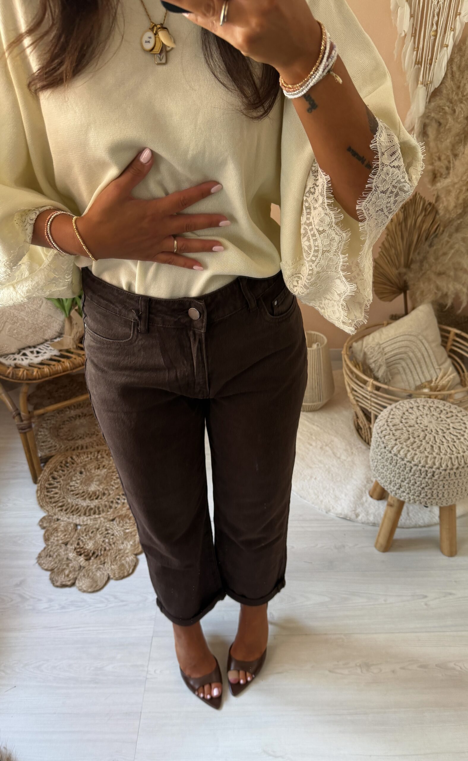 Jeans momfit gamba dritta marrone