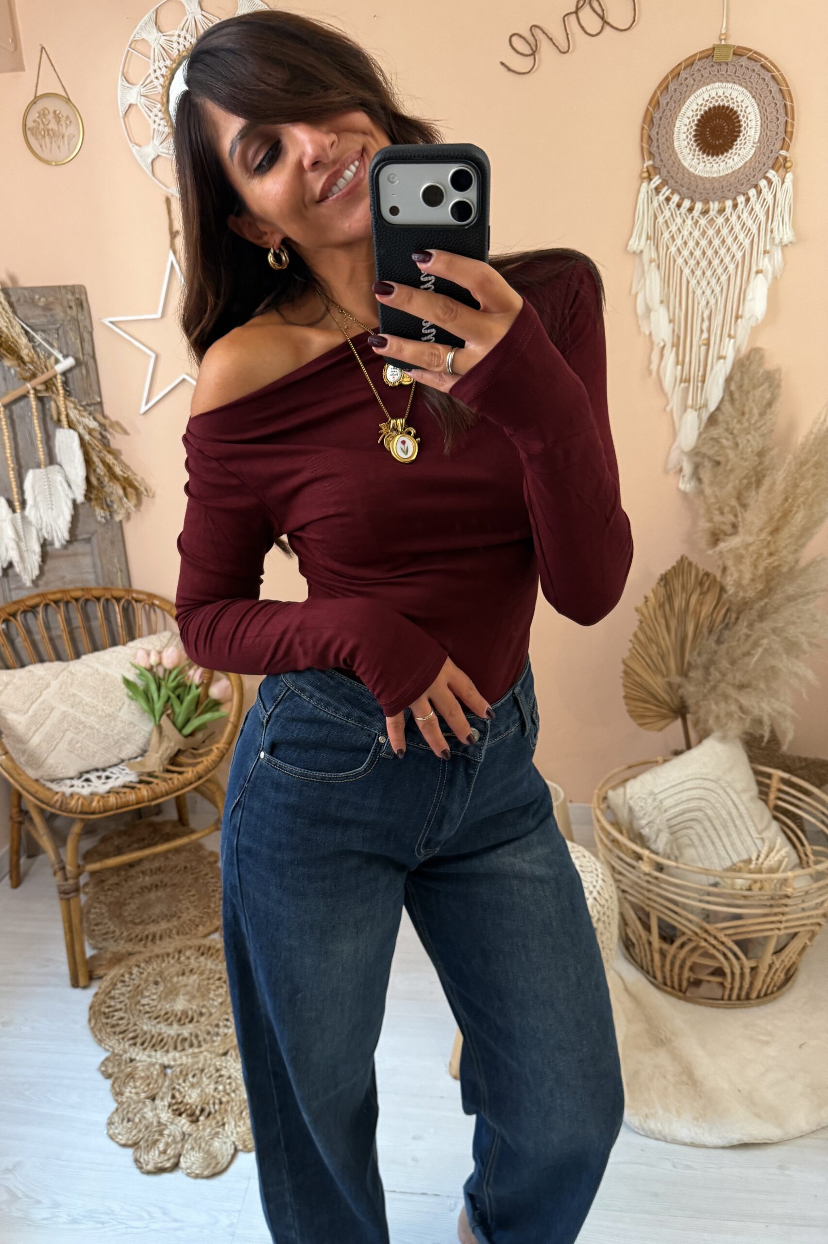 Maglia barchetta aderente