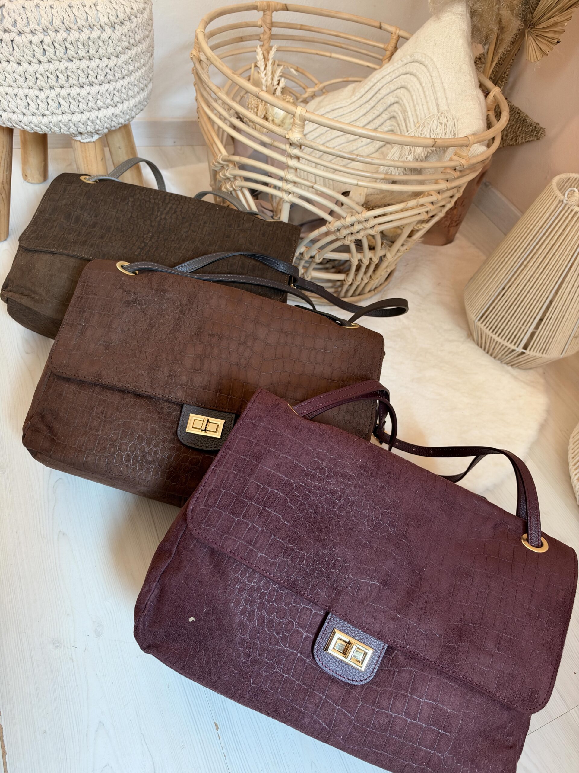 Maxi bag C dettagli in pelle e ecopelle camoscio