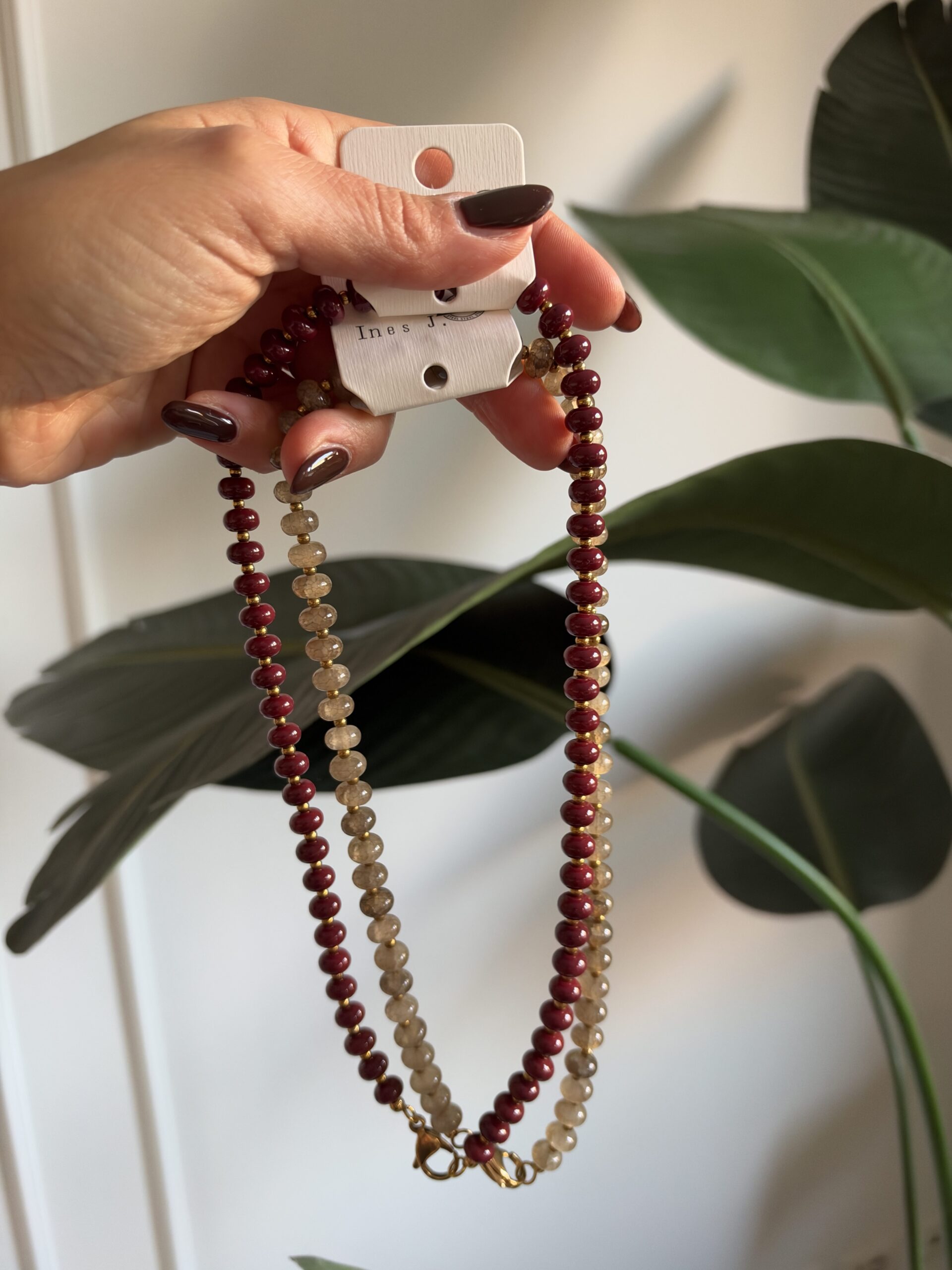 Collana perle maxi moschettone