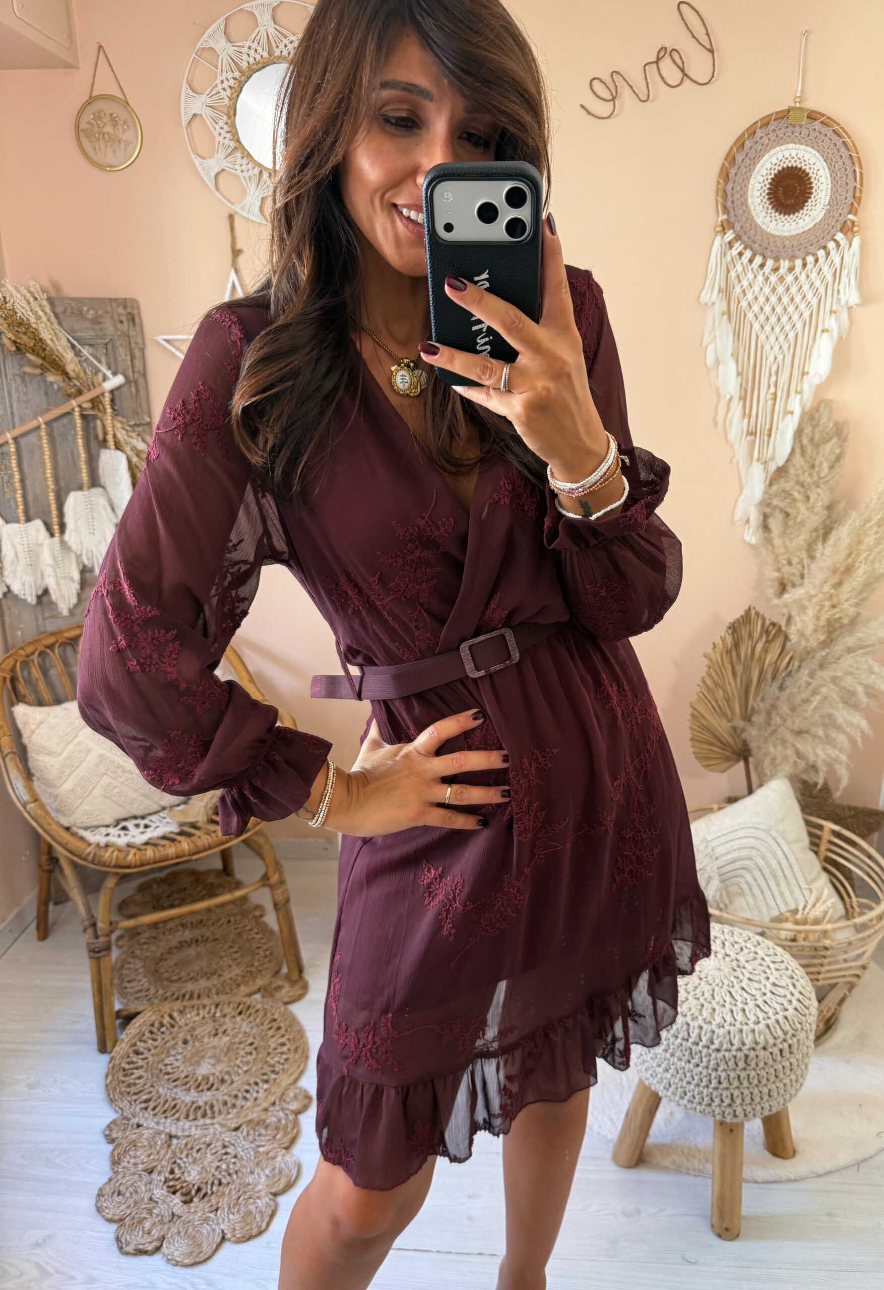 Abito basic pizzo scollo a V