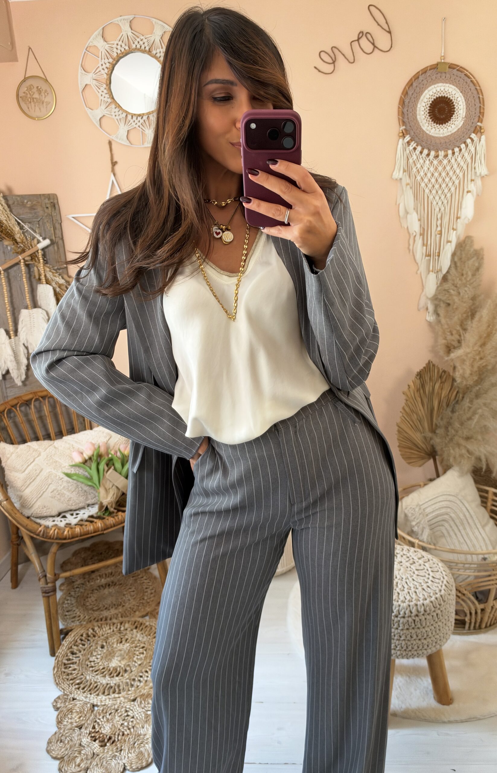 Canotta satin scollo a V dettaglio oro susy mix