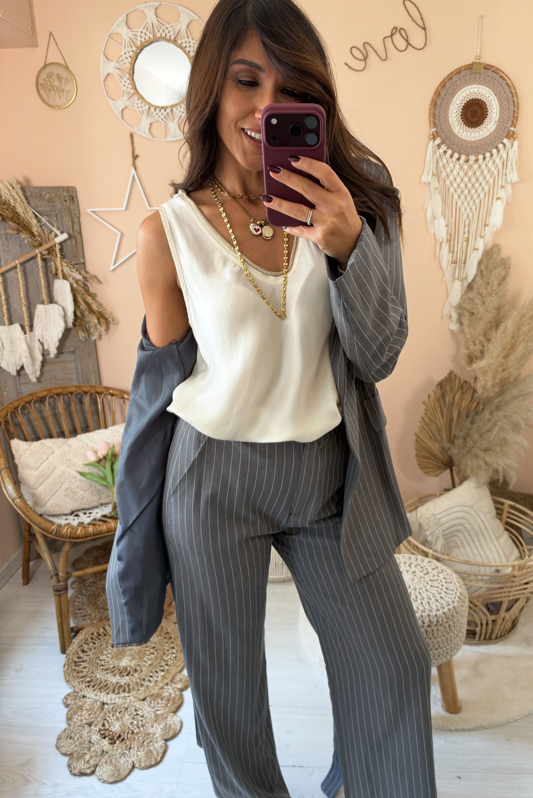 Canotta satin scollo a V dettaglio oro susy mix