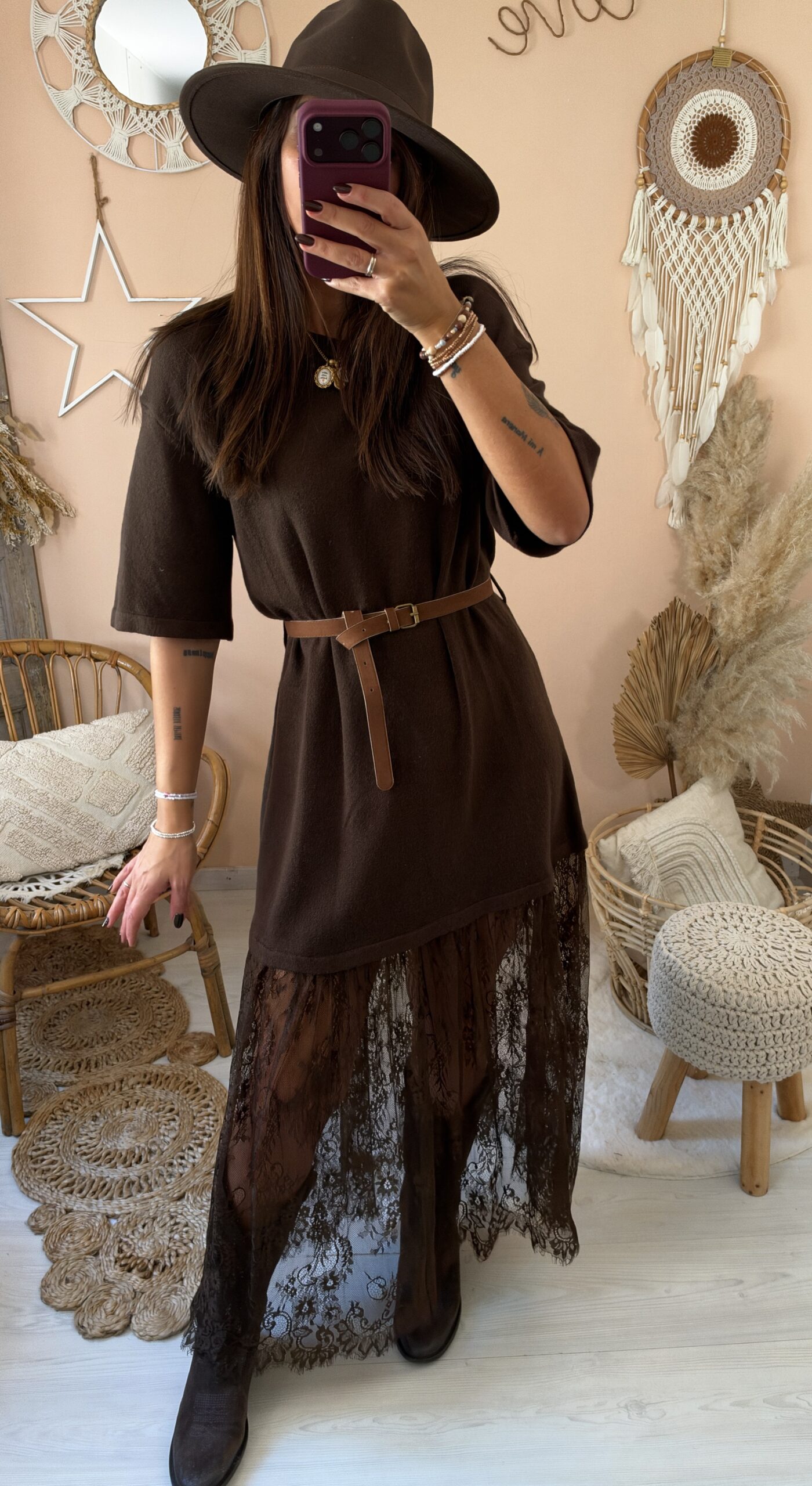Abito in maglia e gonna pizzo ( cintura inclusa)
