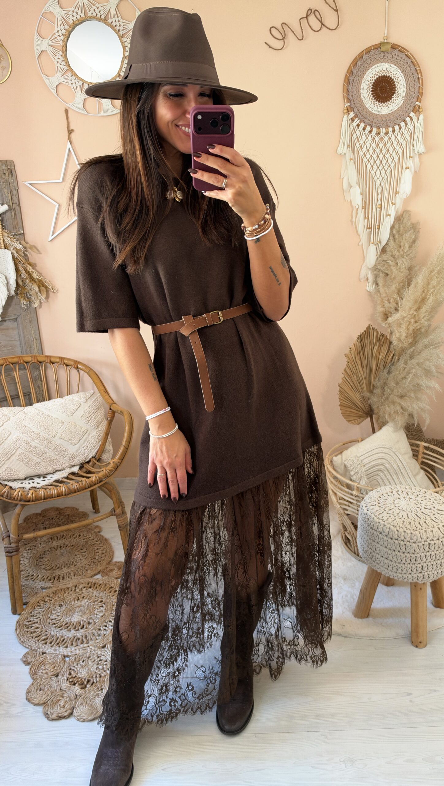 Abito in maglia e gonna pizzo ( cintura inclusa)