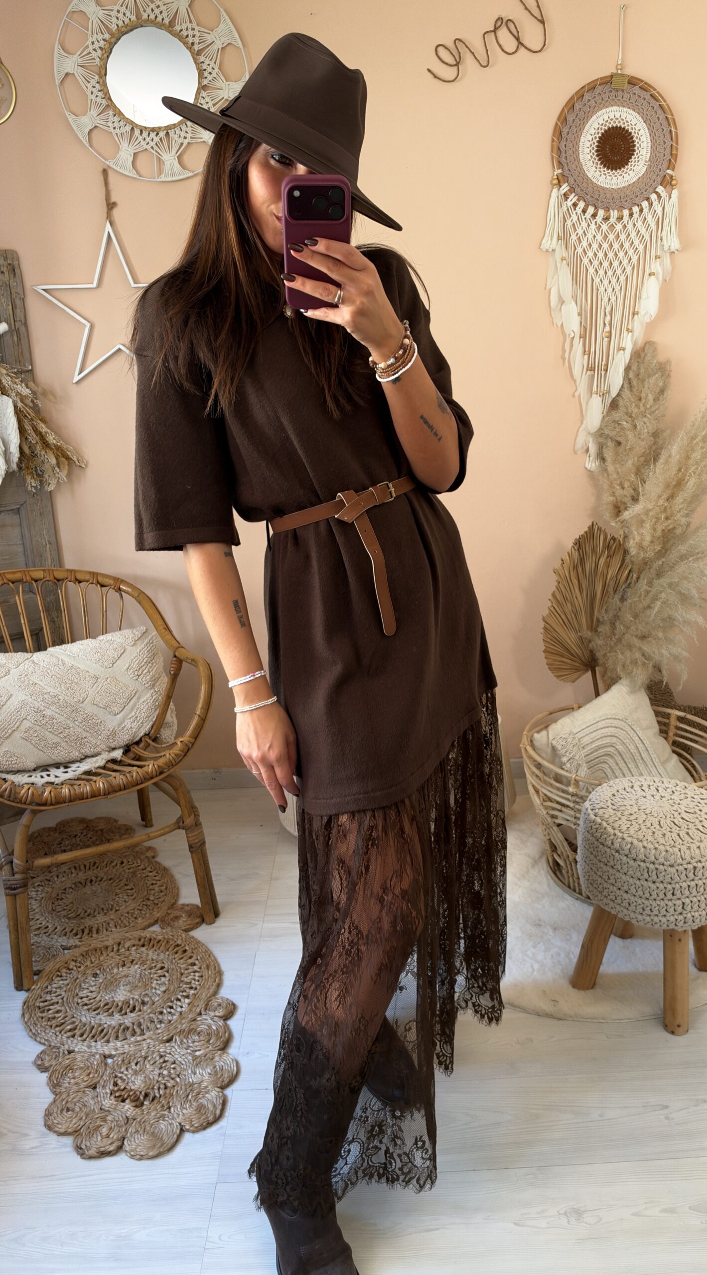 Abito in maglia e gonna pizzo ( cintura inclusa)
