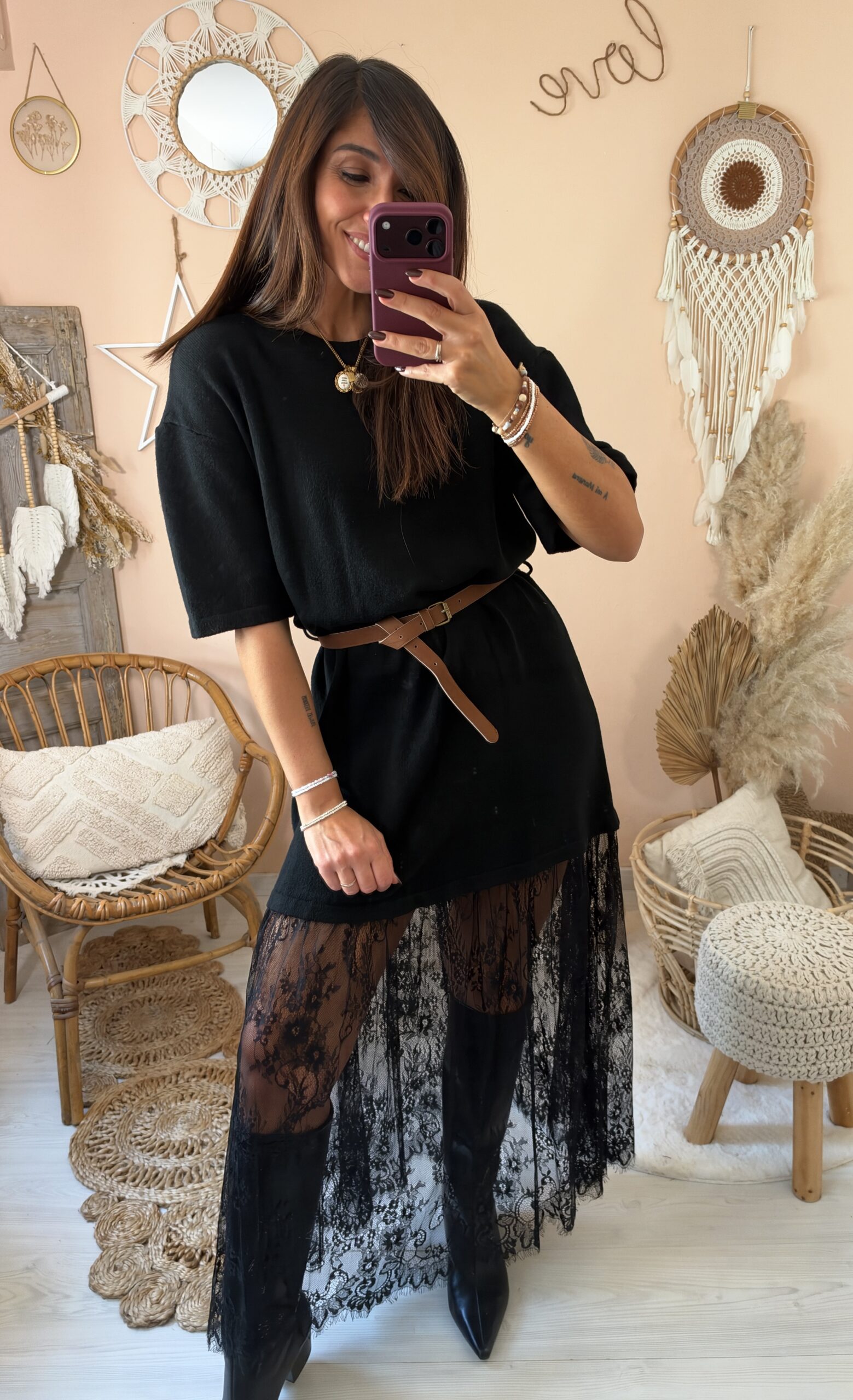 Abito in maglia e gonna pizzo ( cintura inclusa)