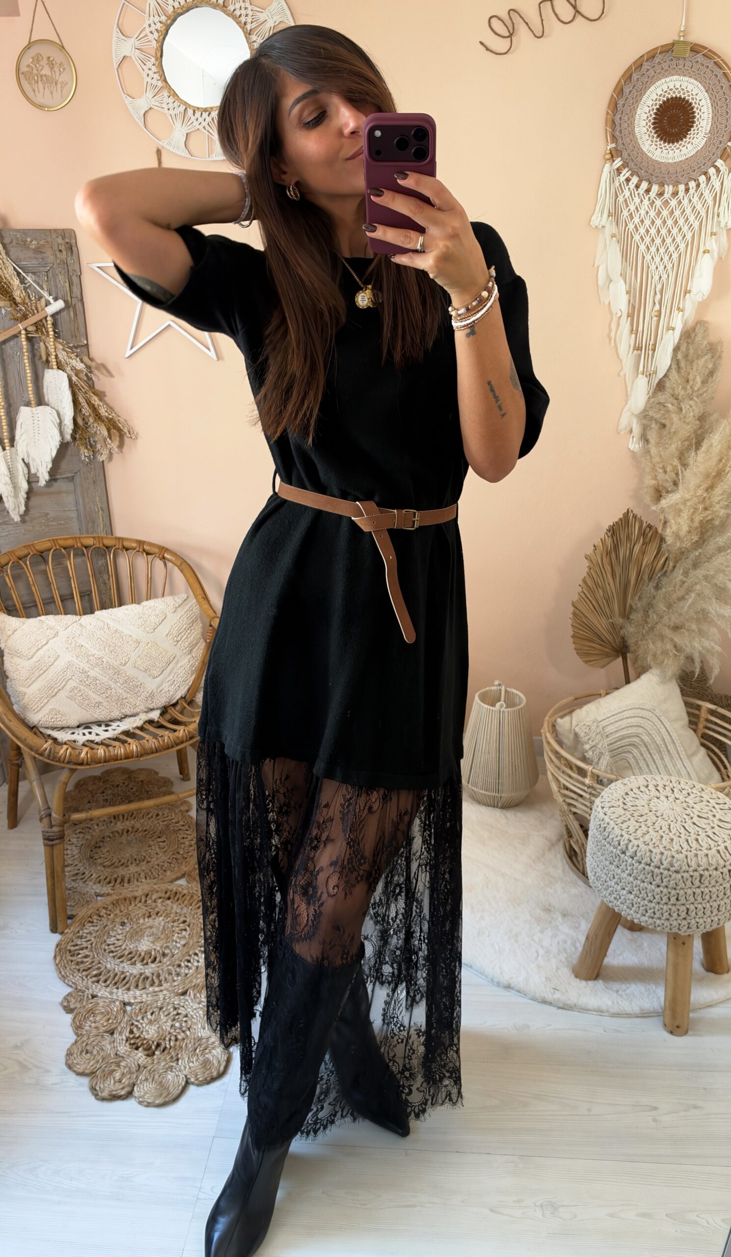 Abito in maglia e gonna pizzo ( cintura inclusa)