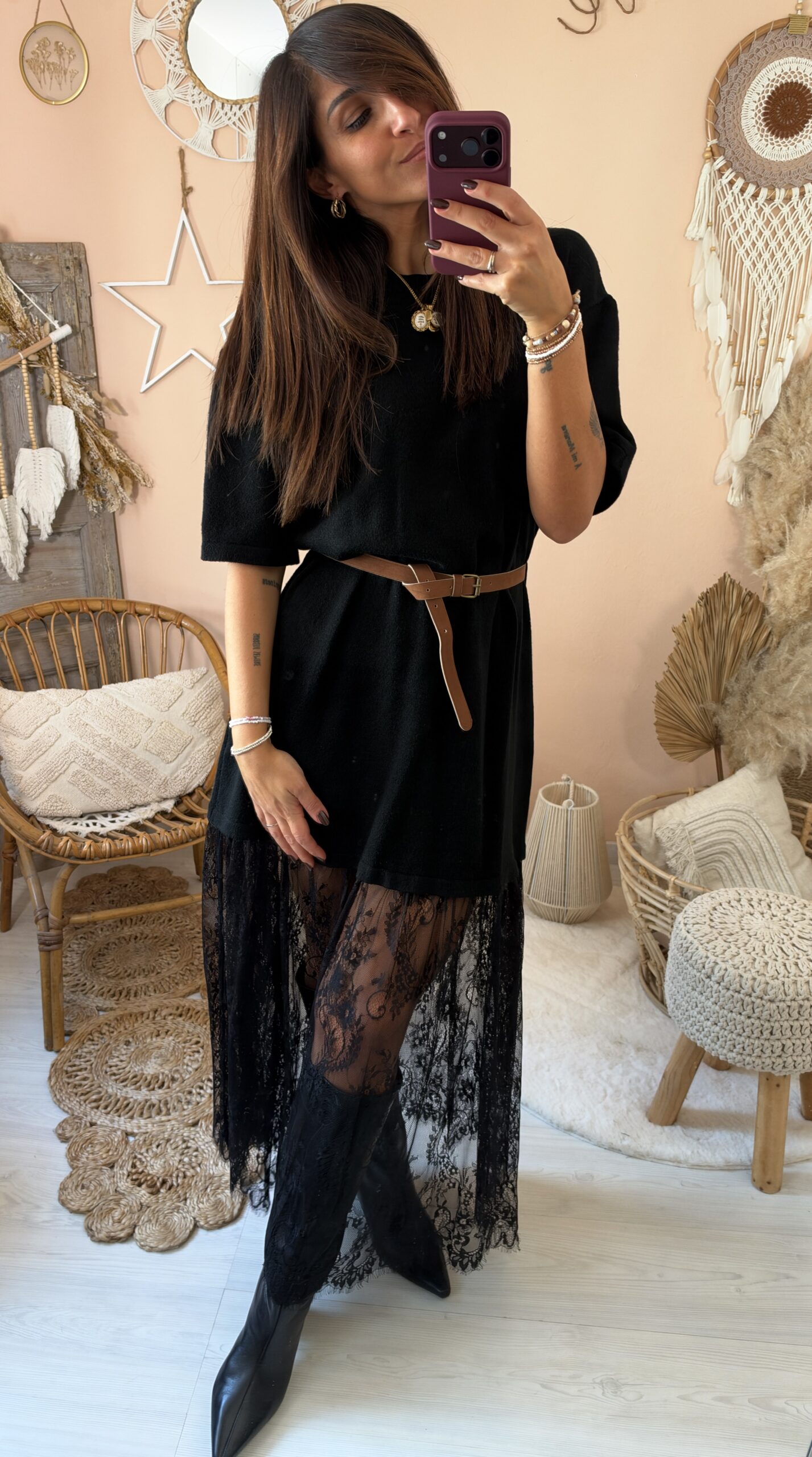 Abito in maglia e gonna pizzo ( cintura inclusa)