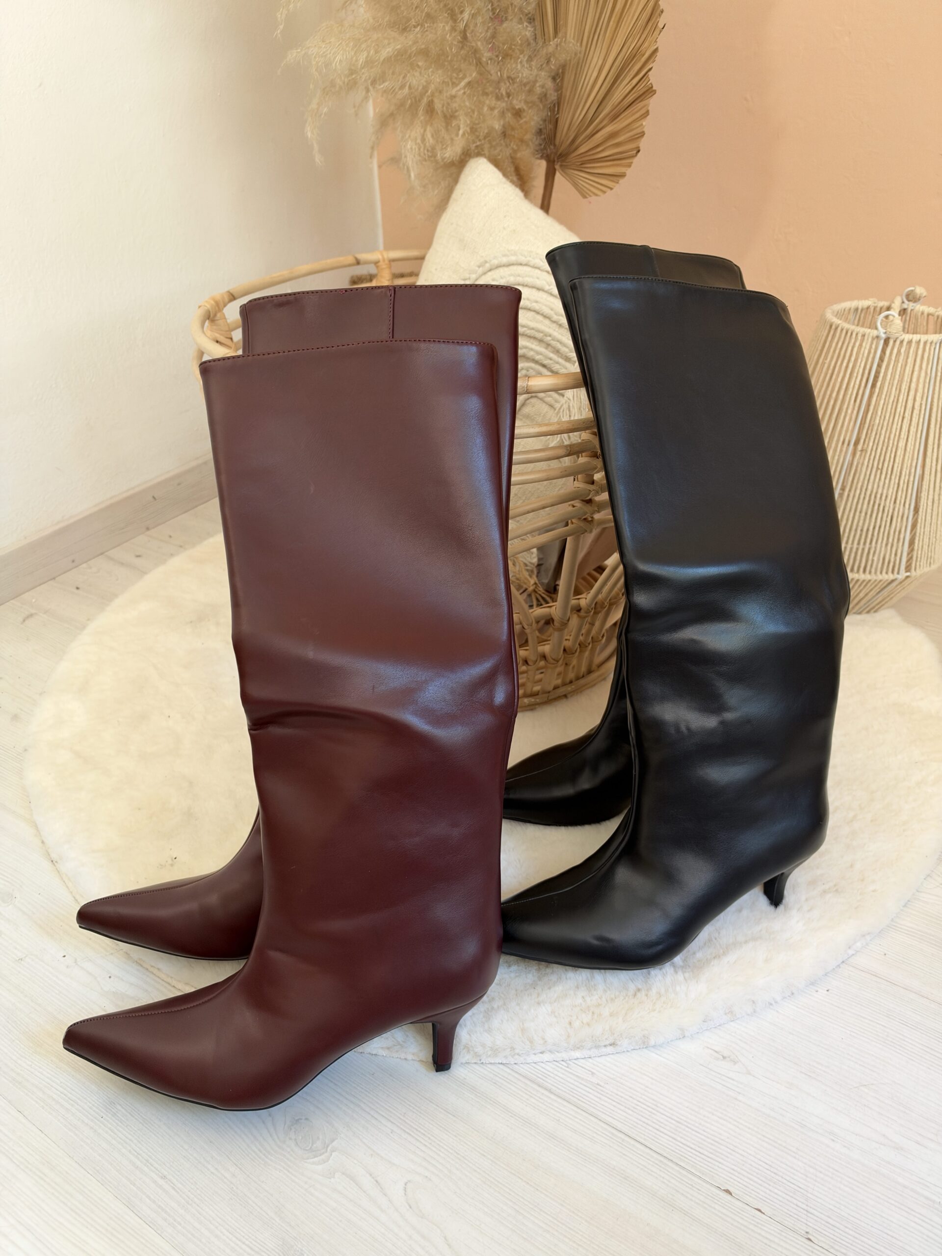 Stivaletto tacco Kitten ecopelle WINE bordeaux